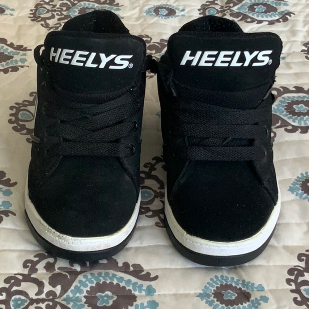 Selling out of the box, Like new Heelys.
